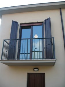 Antone in pvc effetto legno