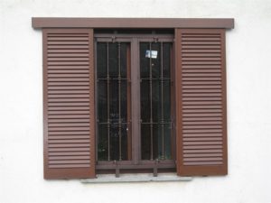Persiana in alluminio a 2 ante scorrevoli