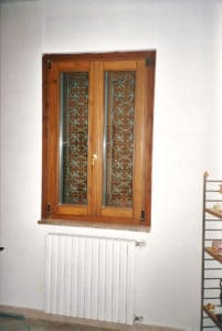 Finestra in pino massello